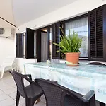 Apartman Karen Krk Town