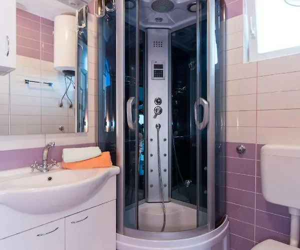 Karen Apartment Krk Town