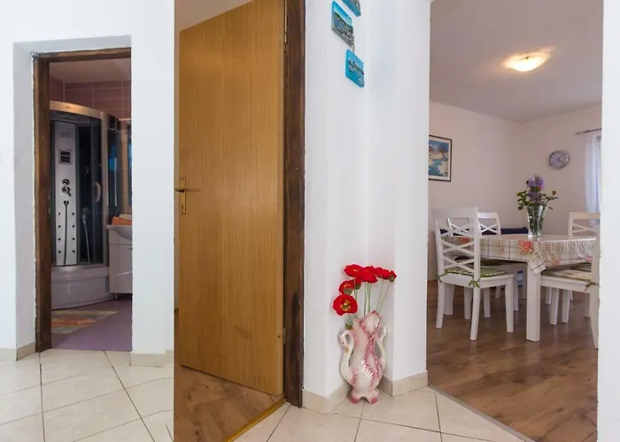 Karen Apartment Krk Town