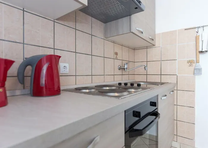 Karen Apartment